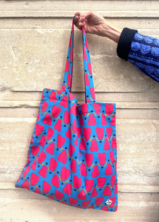 Giant Tote Bag in 'Blue Honey Heart'