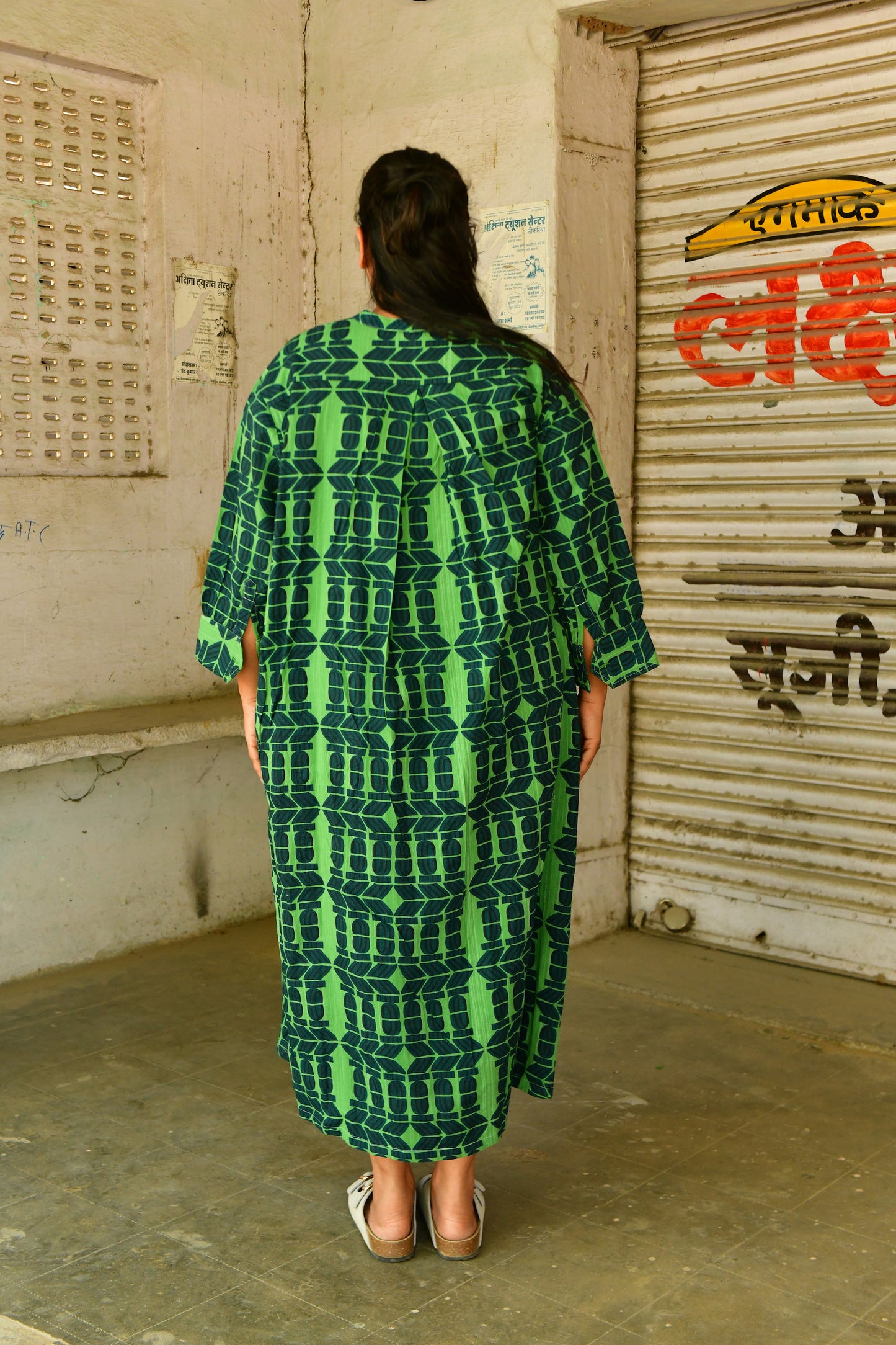 Beachy Tunic in 'Green Flamingo Splits'
