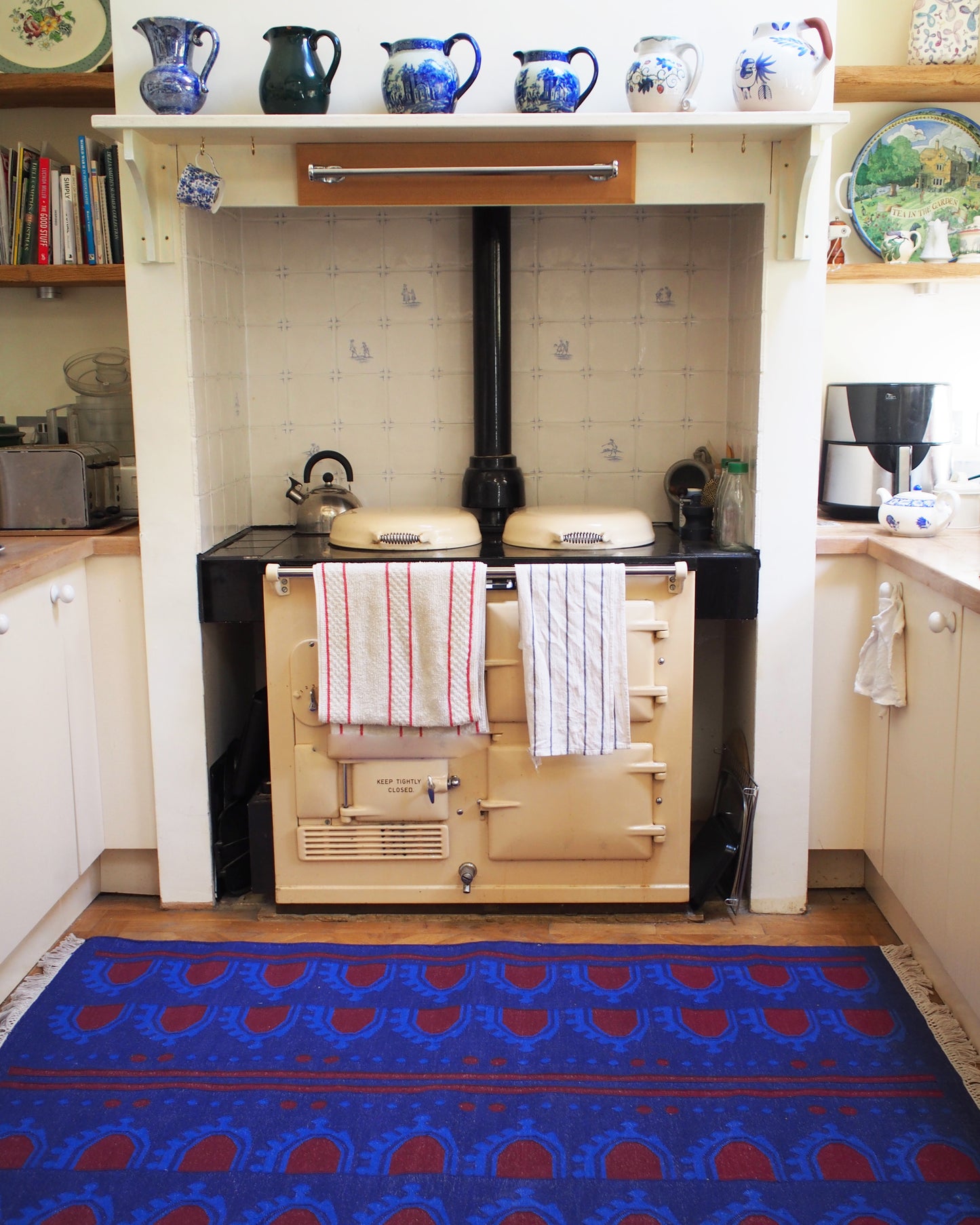 Woven Rug in 'Burgundy Bead'