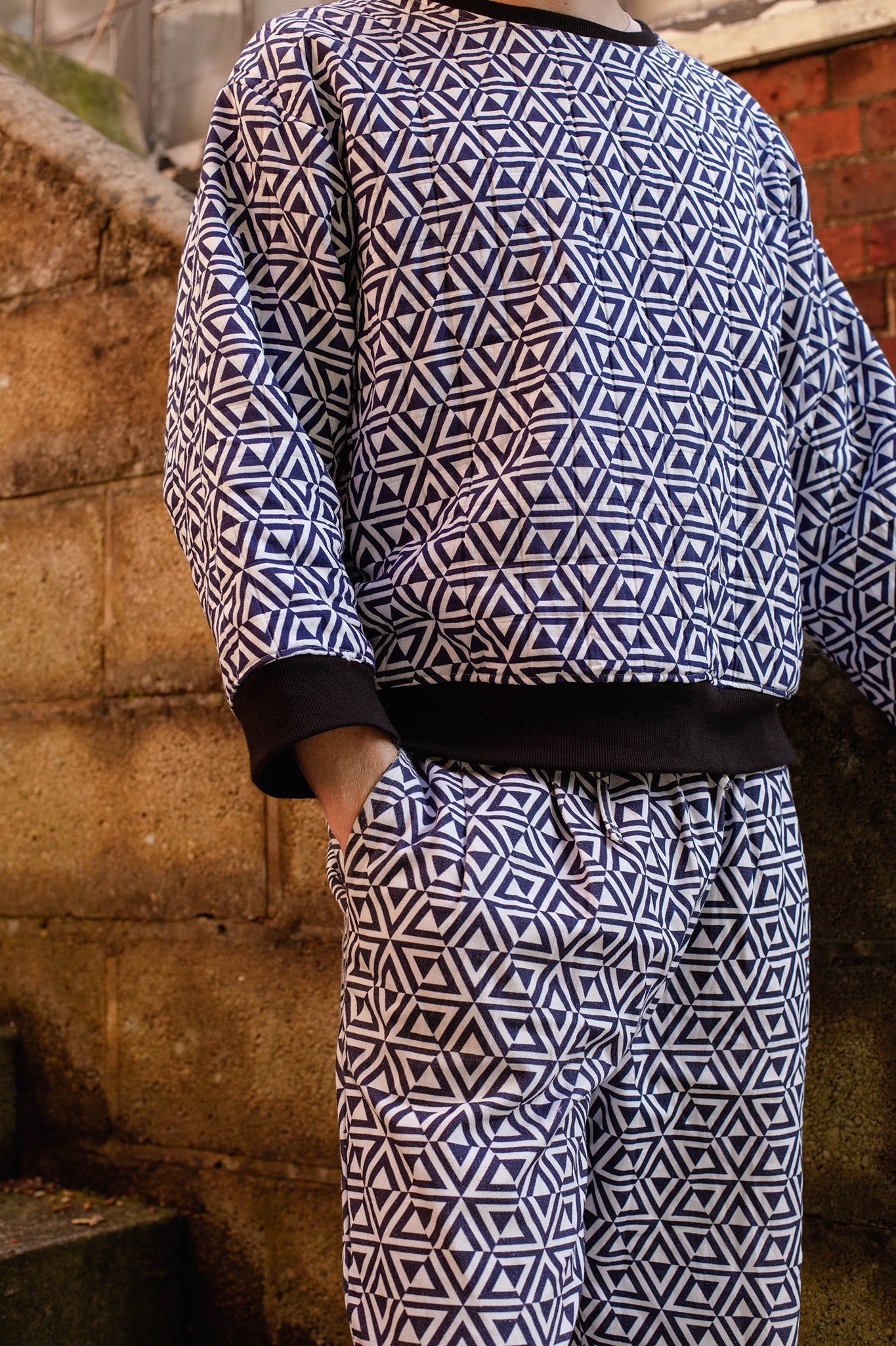 Quilted cotton Sweatshirt in 'Navy Honeycomb'