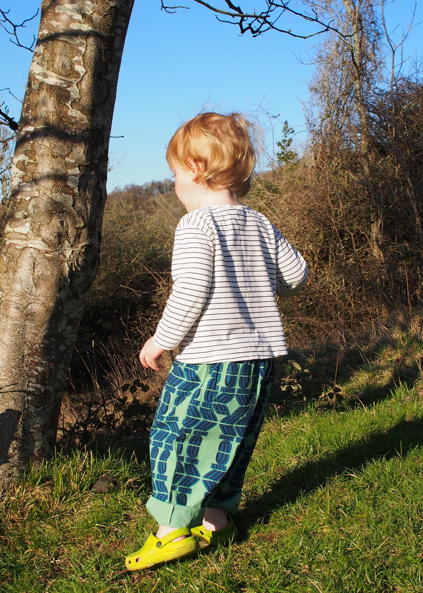 Kid's Trousers in 'Green Flamingo Splits'