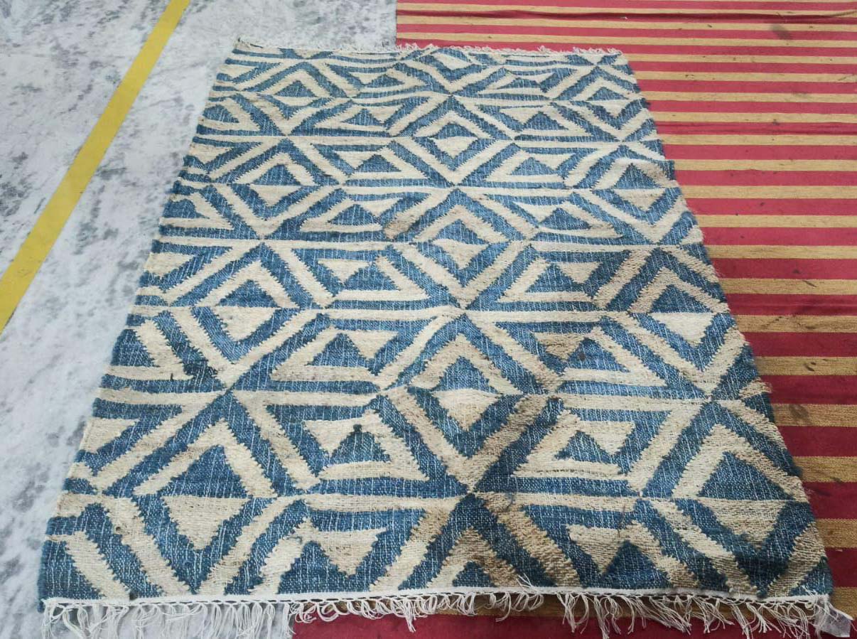 Jute Rug in Honeycomb