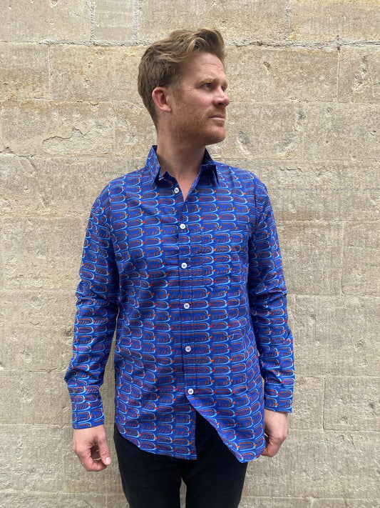 Robbie Shirt in 'Beaky on Blue'