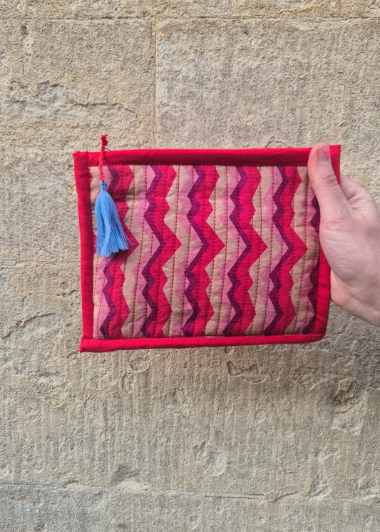 Quilted Pouch 'Pink Spark'