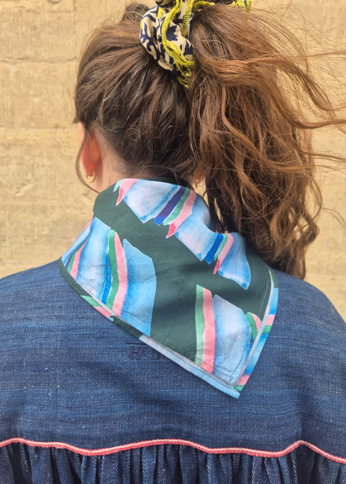 Neck Scarves
