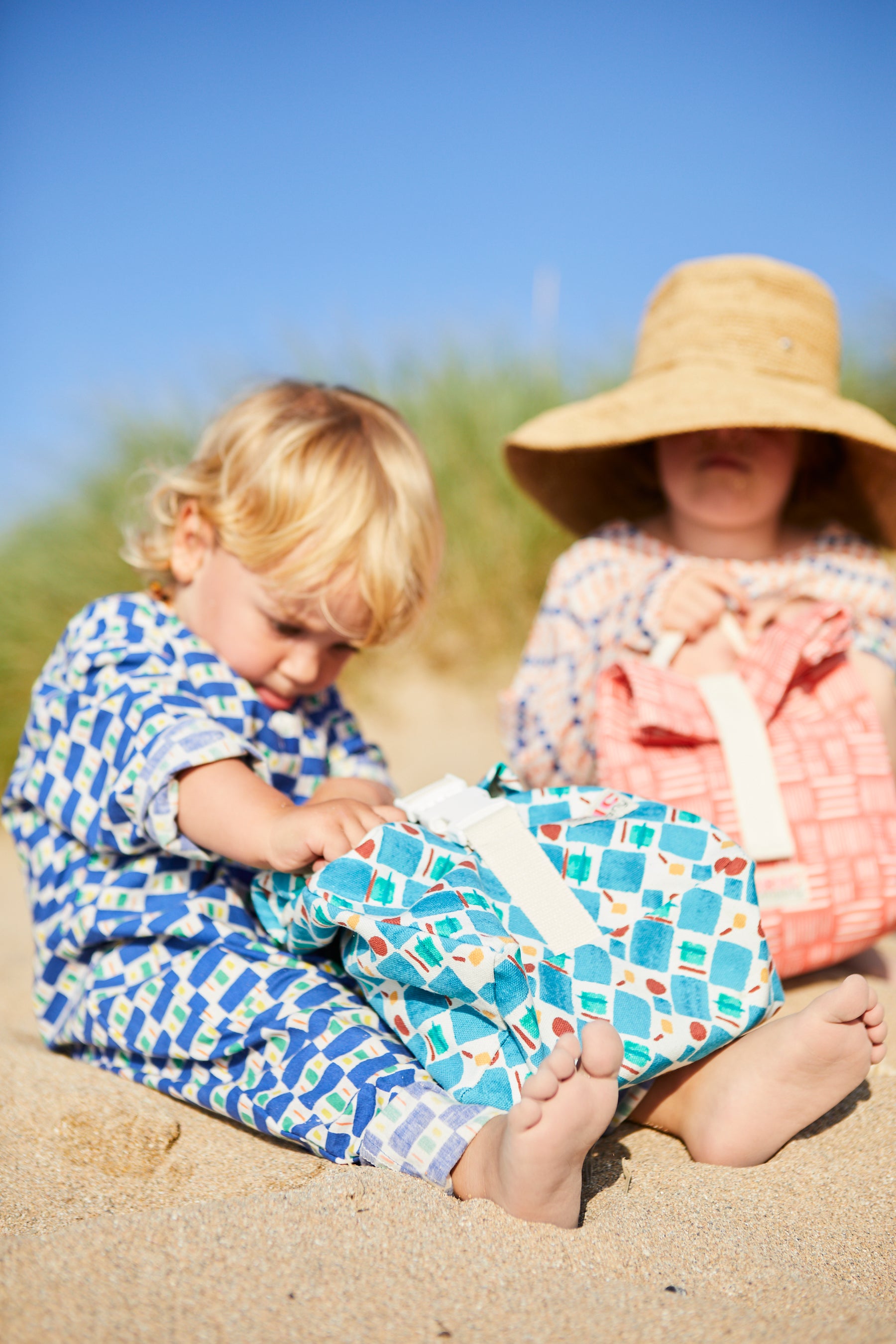 Kids Lunch bag in Rose Hash print Bric Collab-Humphries and Begg