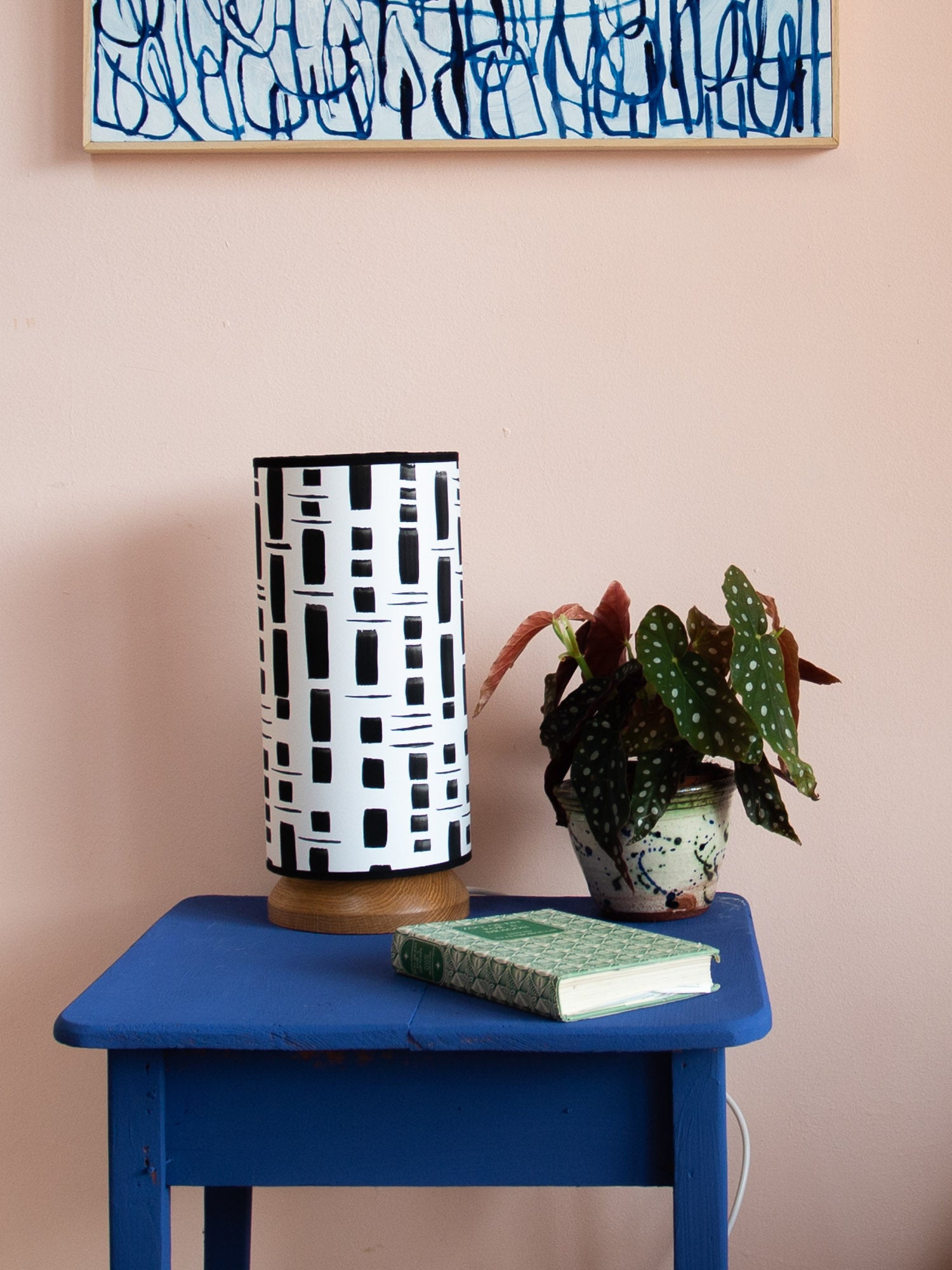 The Puy Lamp in Black Tile