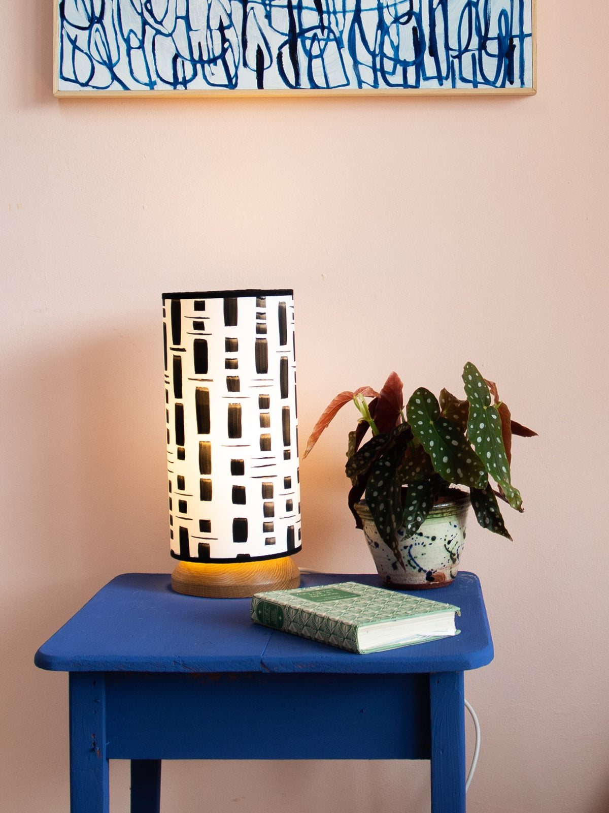 The Puy Lamp in Black Tile