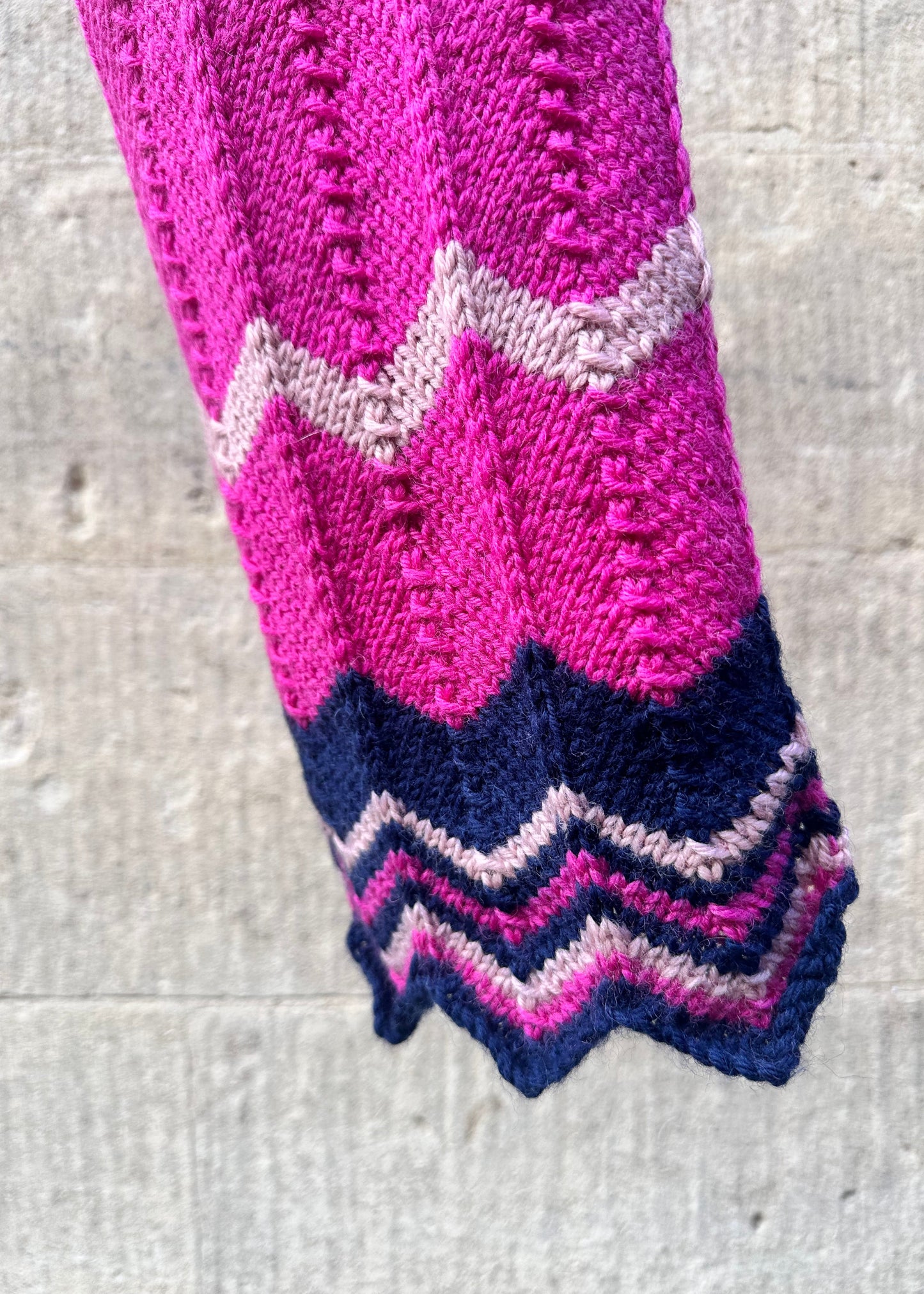 Scarf: 'Pink Chevron'