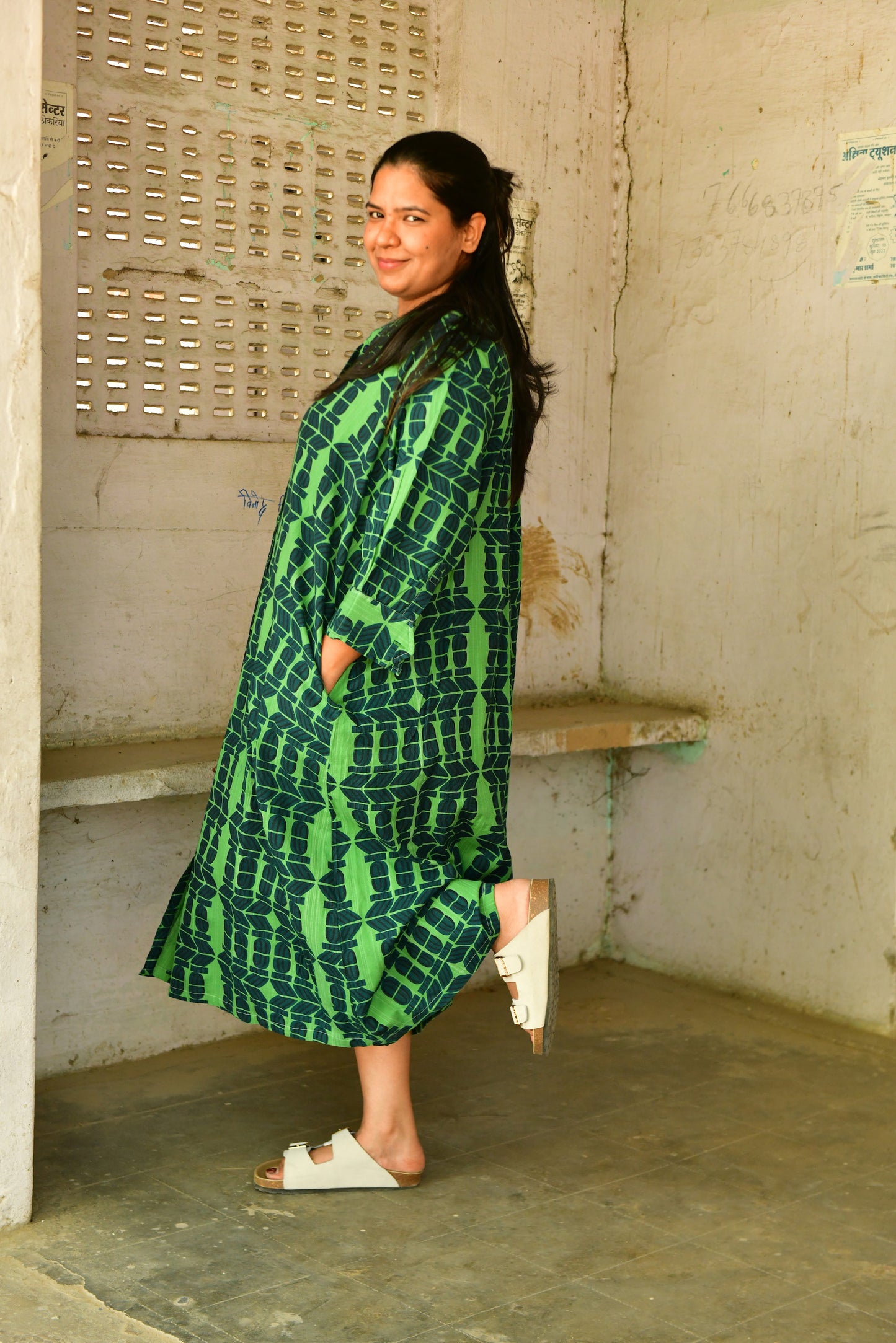 Beachy Tunic in 'Green Flamingo Splits'