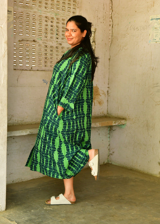 Tunic Dress in 'Green Flamingo Splits'