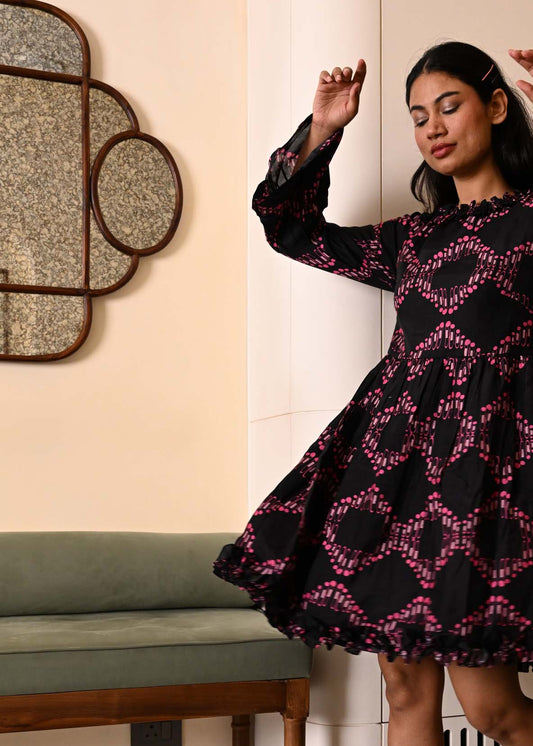 Party Frill Dress in 'Dashing Diamond on Black'