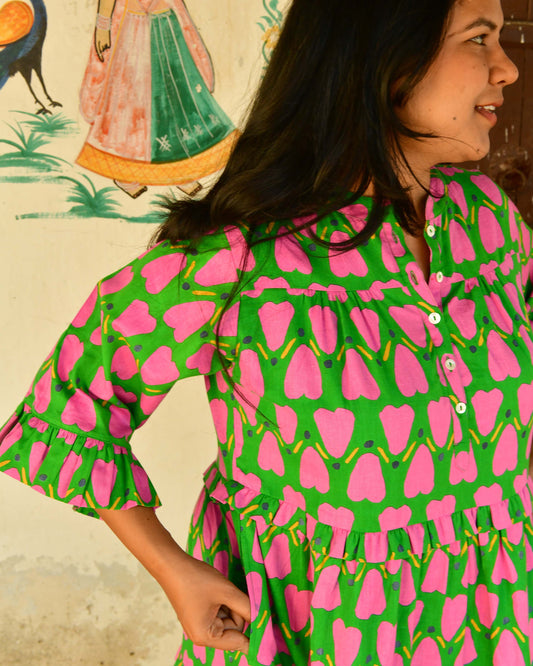 Frida Dress in 'Green Honey Heart'