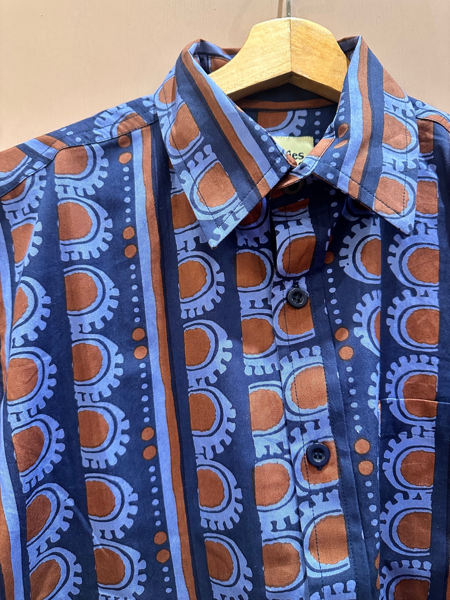 Robbie Shirt in 'Burgundy Bead'