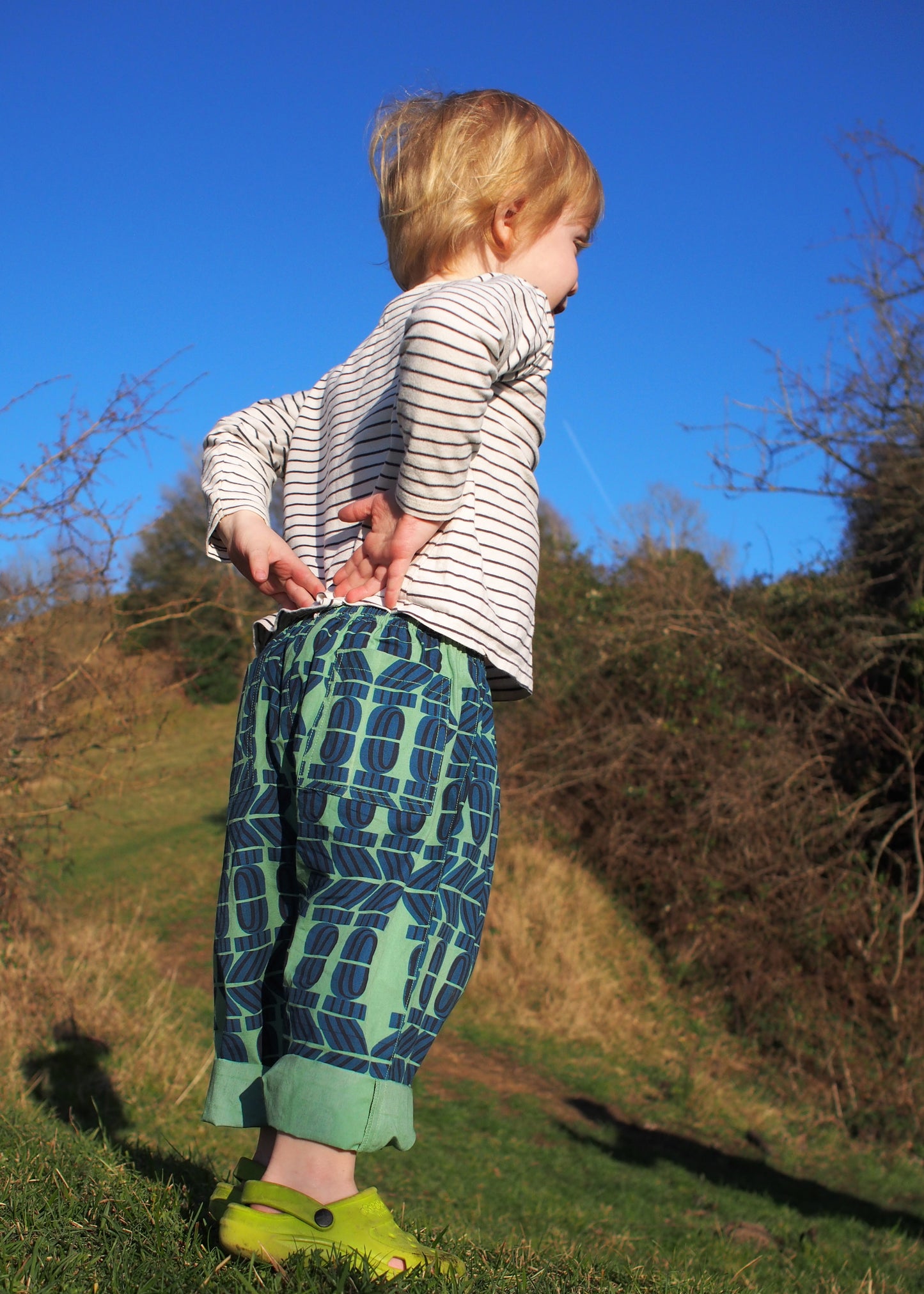 Kid's Trousers in 'Green Flamingo Splits'