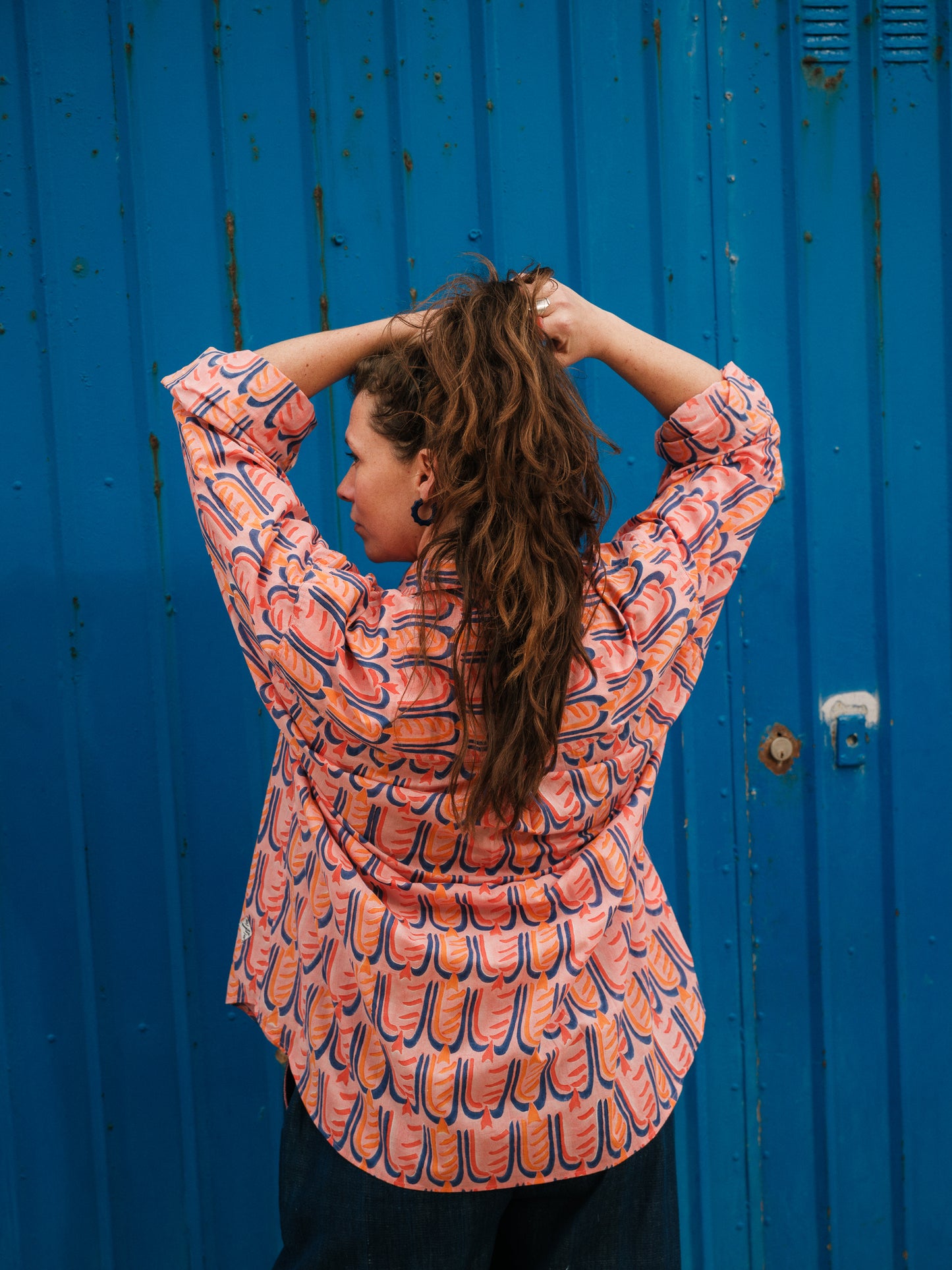 Kit Shirt in 'Peachy Beak'
