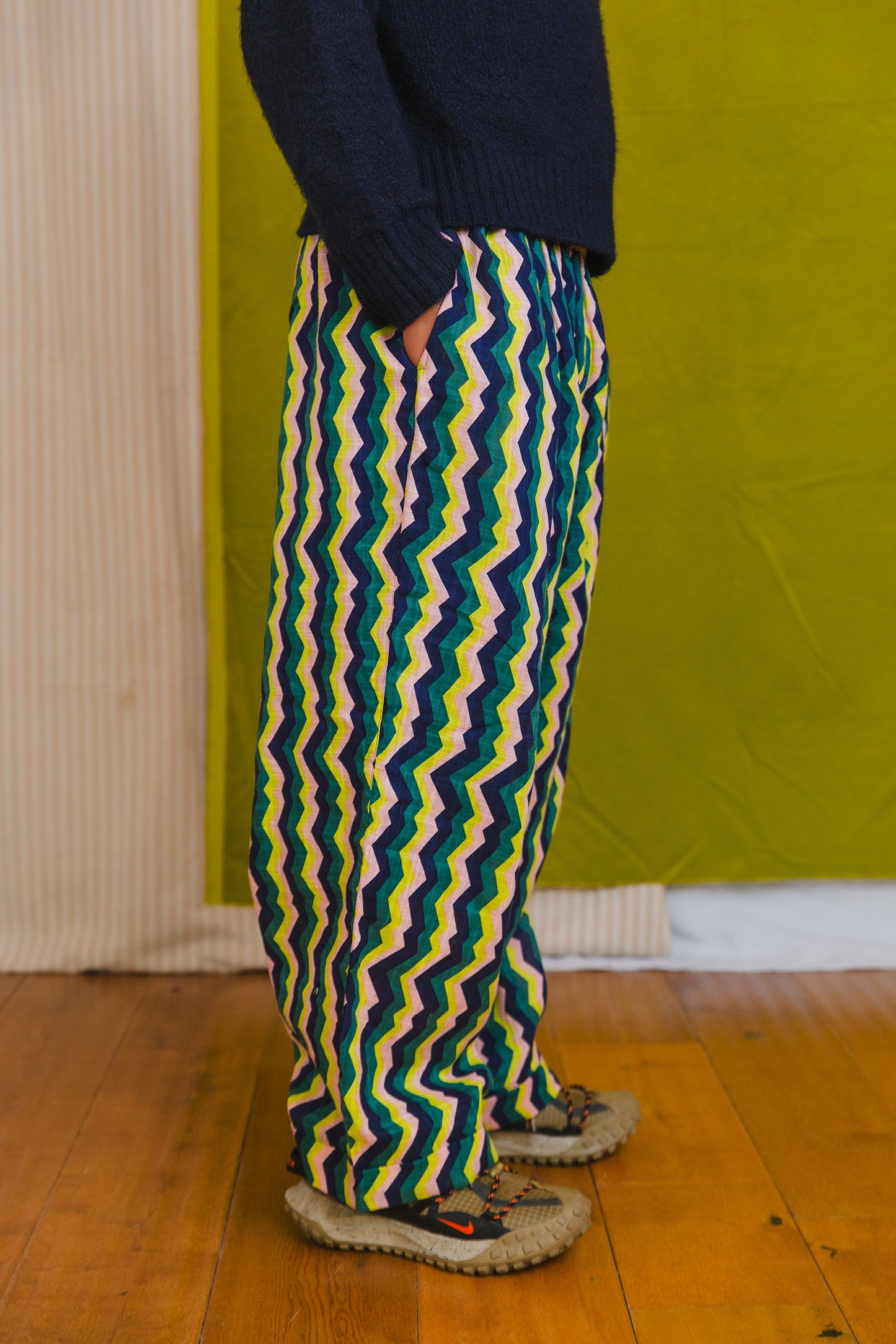 Muti Bottoms in 'Distant Dream'