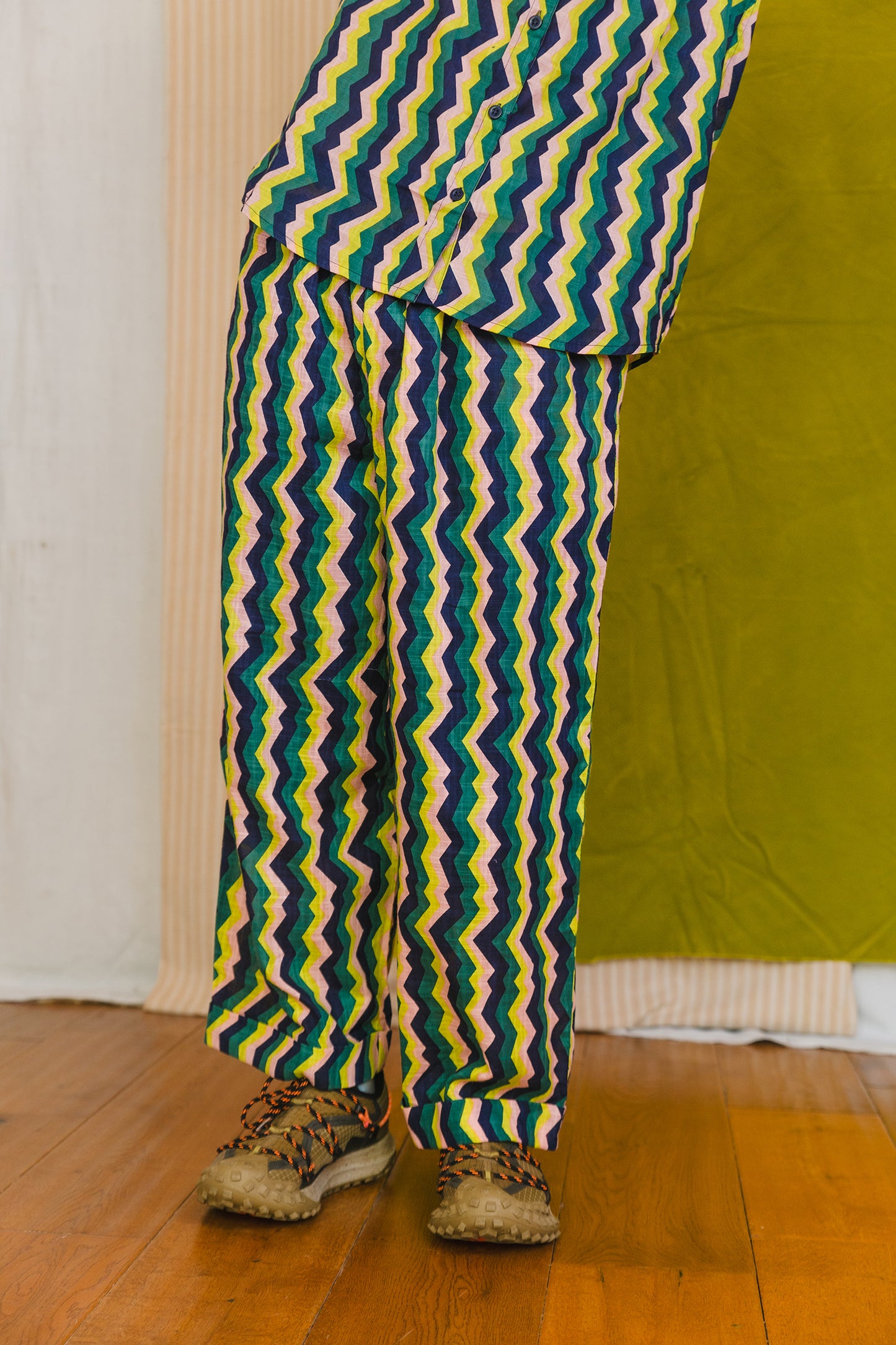 Muti Bottoms in 'Distant Dream'