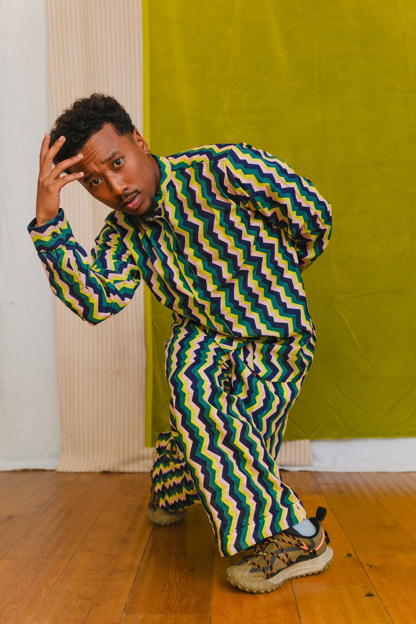 Muti Bottoms in 'Distant Dream'