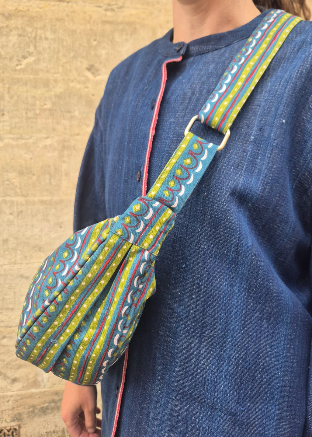 Cross Body Bag in Shangri La