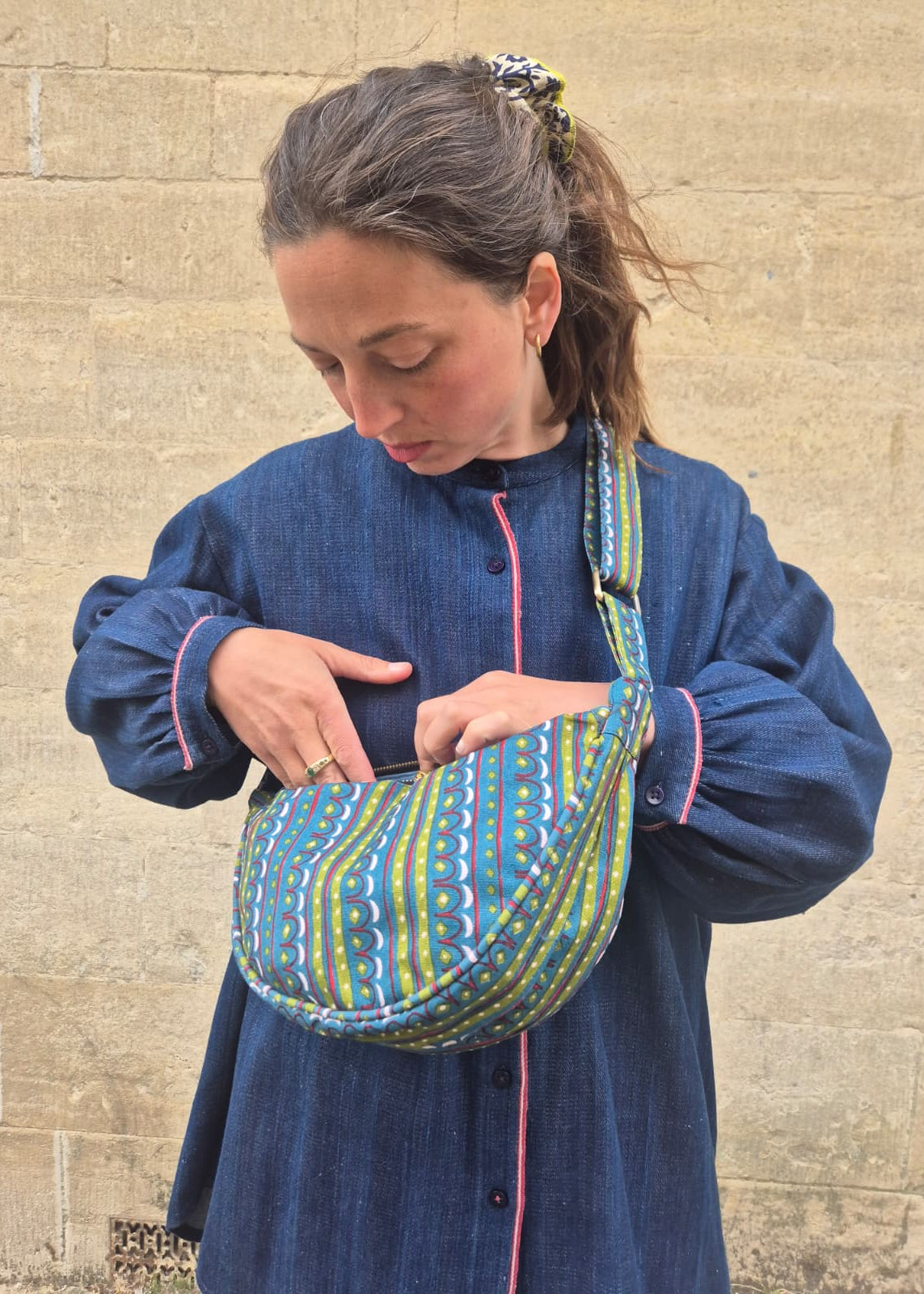 Cross Body Bag in Shangri La