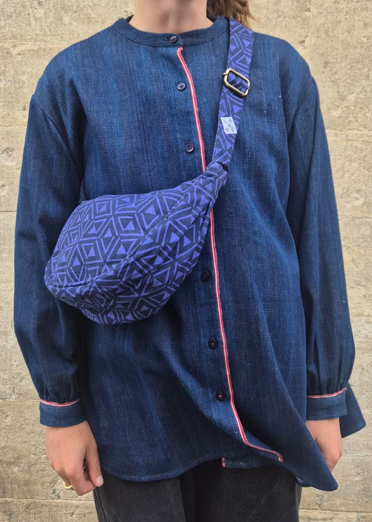 Cross Body Bag in Purple Honeycomb