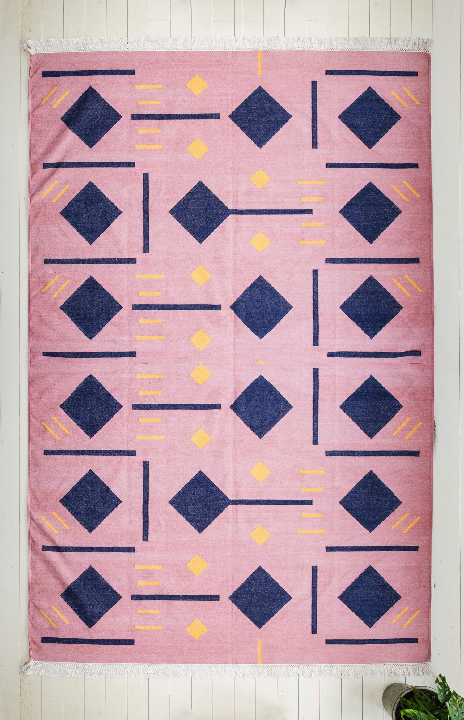 LARGE RUGS