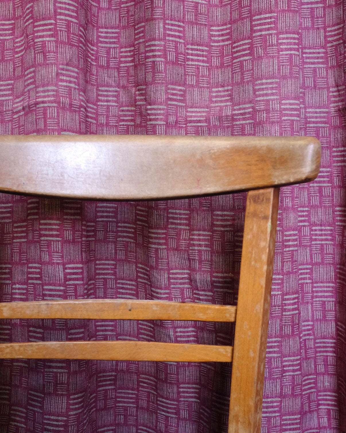 Fabric - Linen - Hash in Raspberry Hash £38 p/m – Humphries and Begg