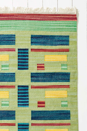Wool Rug in Green Grass-Humphries and Begg